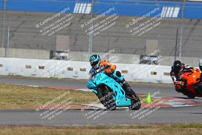 media/Nov-26-2022-Fastrack Riders (Sat) [[b001e85eef]]/Level 3/Session 3 Outside Turn 9/